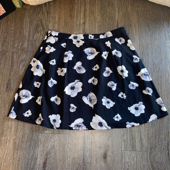 Cece size 10 black floral skirt - Picture 11 of 11